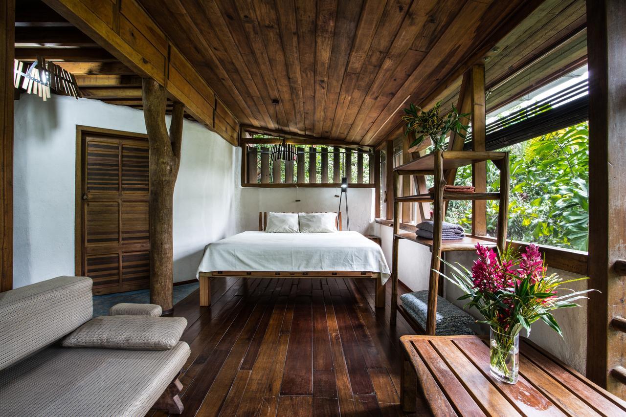 Omega Tours Eco-Jungle Lodge La Ceiba Buitenkant foto