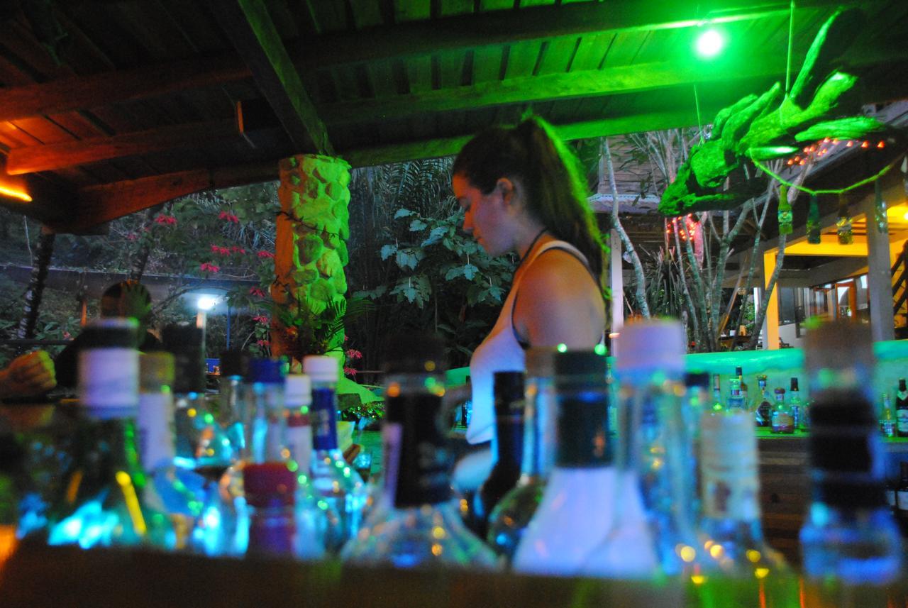 Omega Tours Eco-Jungle Lodge La Ceiba Buitenkant foto